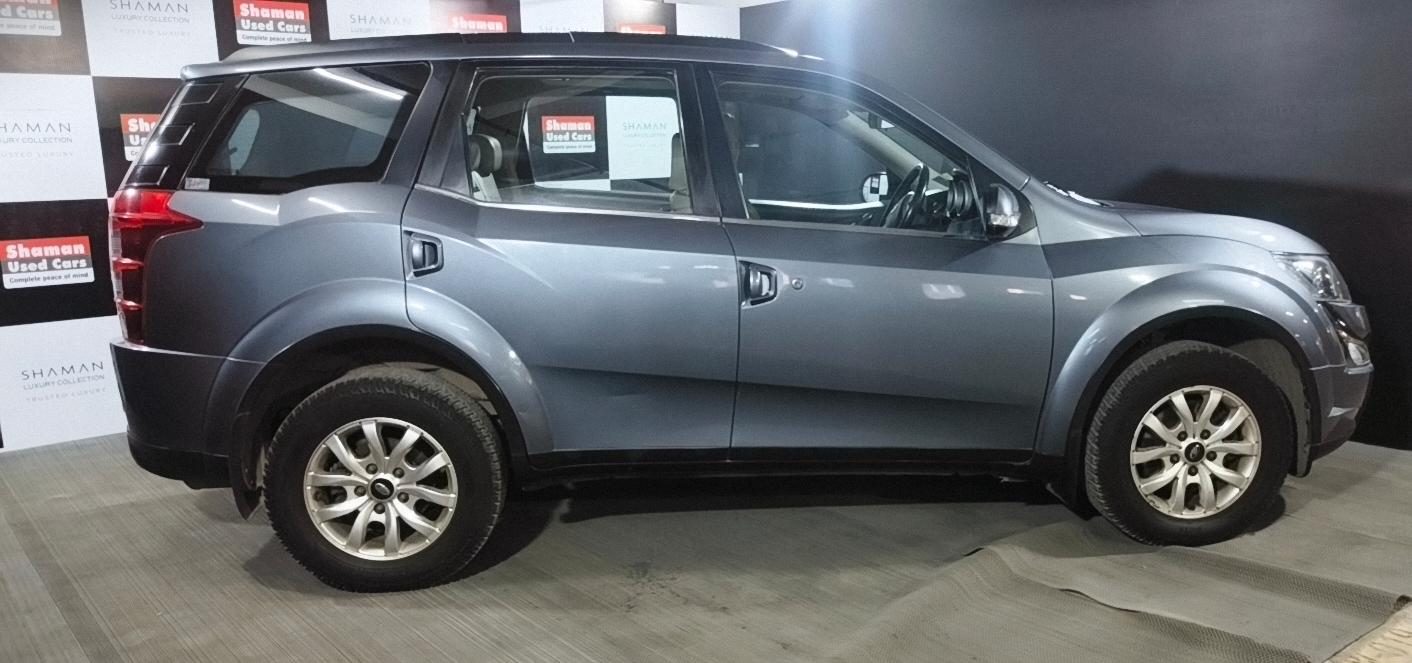2016 Mahindra XUV500