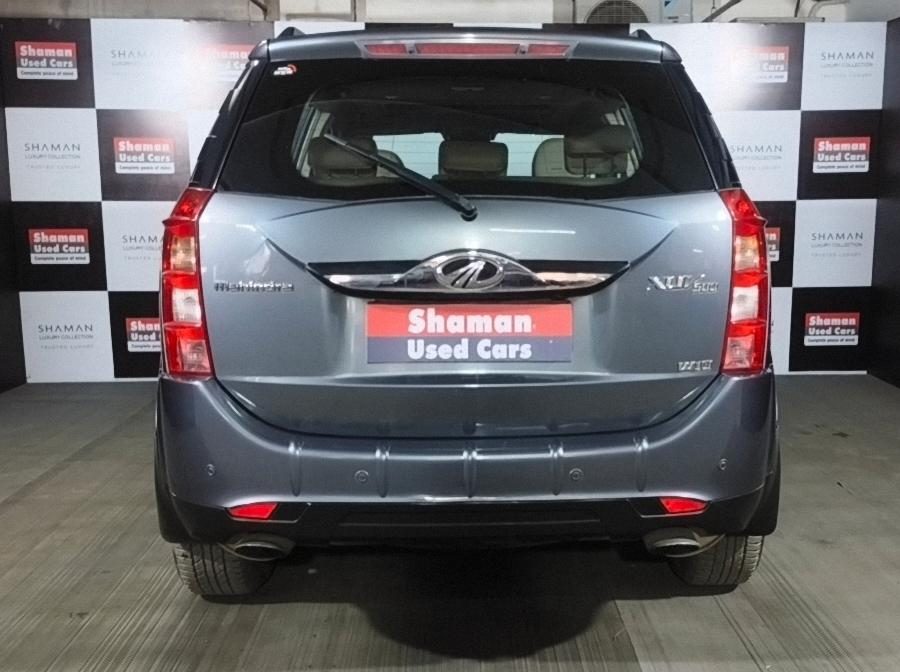 2016 Mahindra XUV500