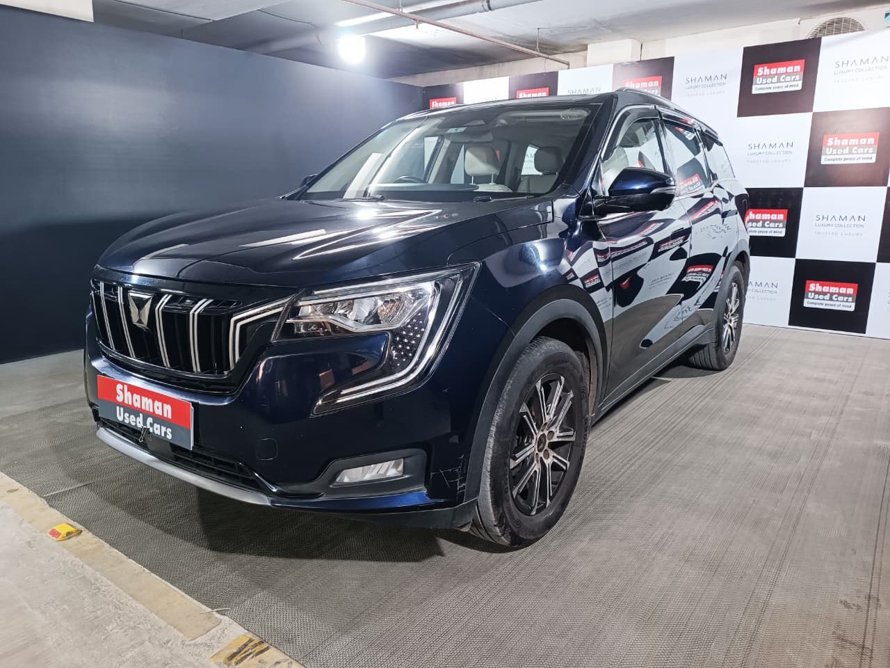 2023 Mahindra XUV 700 AXL 7