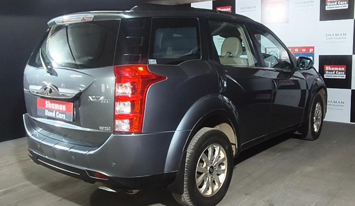 2016 Mahindra XUV500