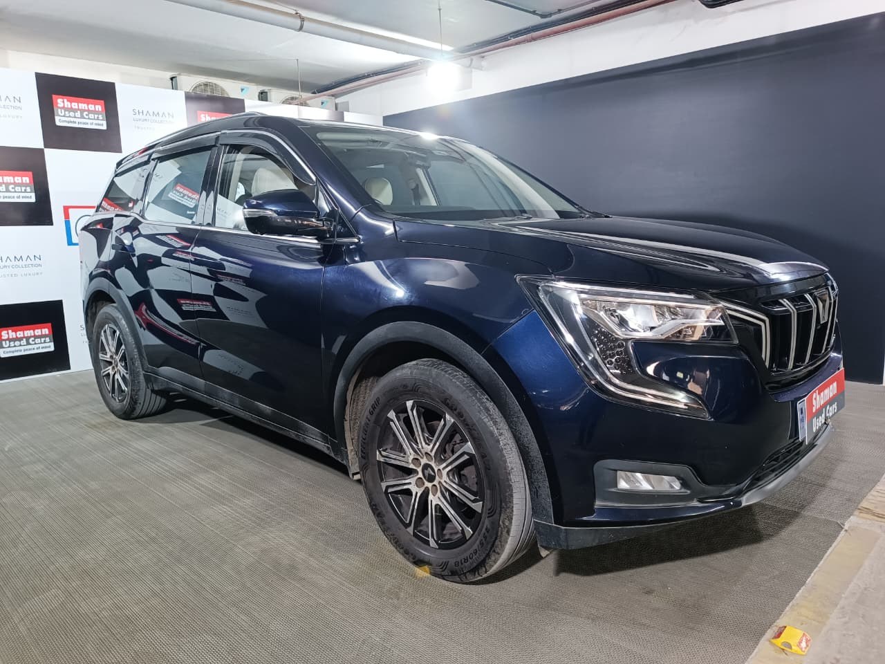 2023 Mahindra XUV 700 AXL 7